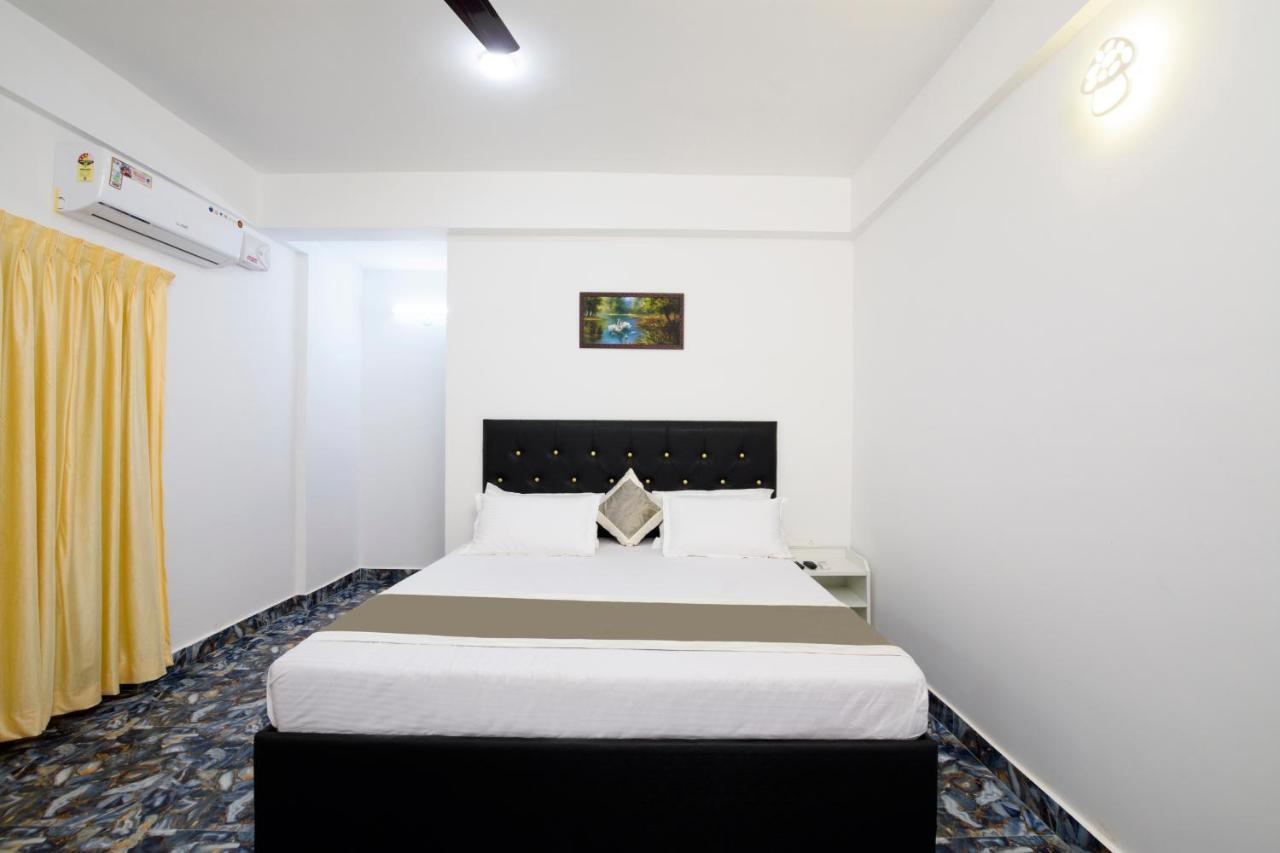 Hotel Flying Goa 칼랑굿 외부 사진